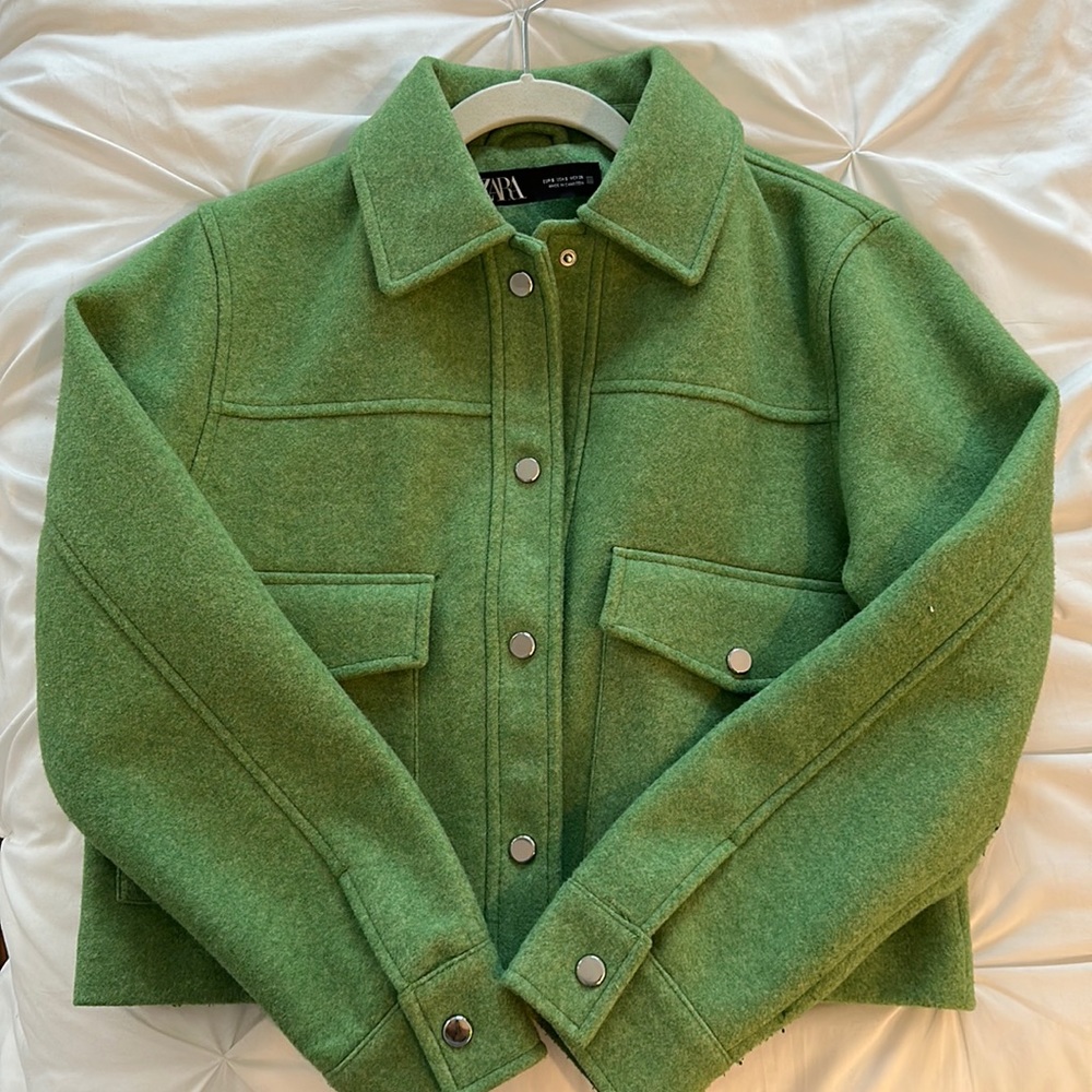ZARA bright green cropped shacket / jacket size S